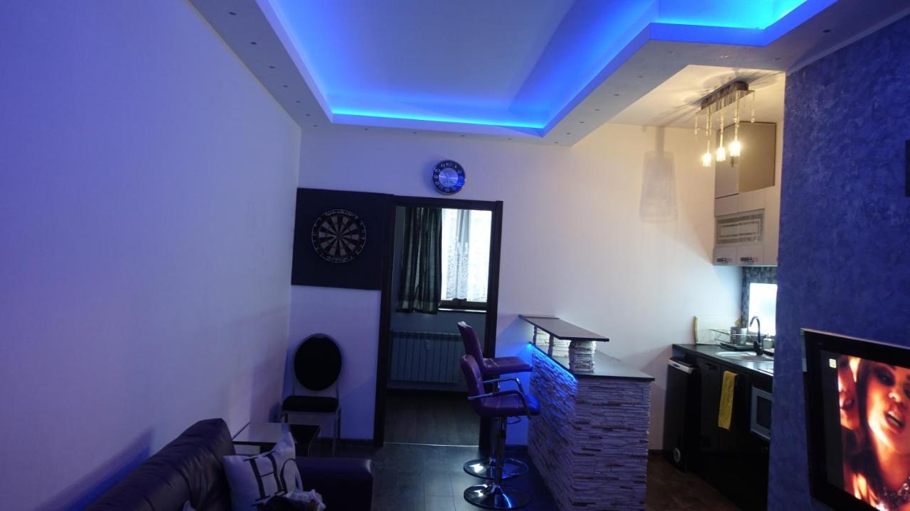 Apartament Neon Gdynia Esterno foto