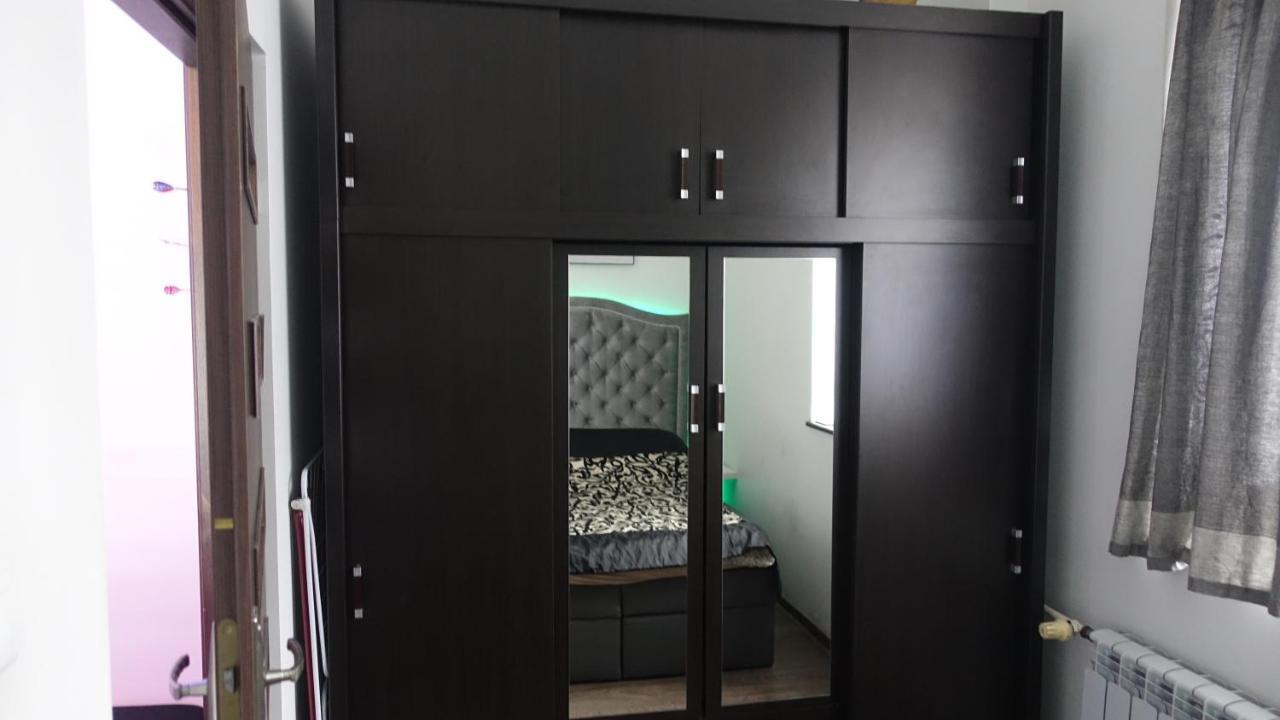 Apartament Neon Gdynia Esterno foto