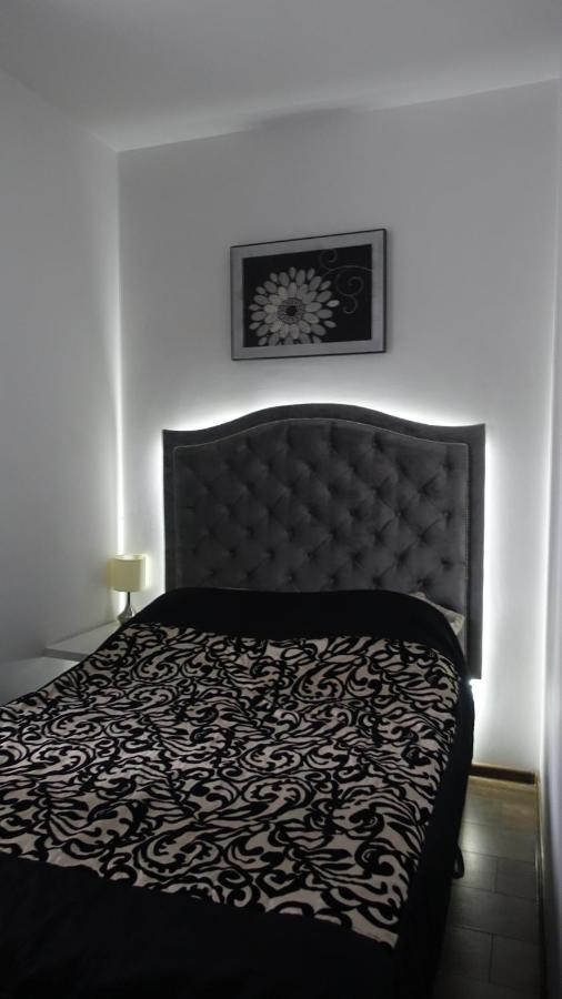 Apartament Neon Gdynia Esterno foto